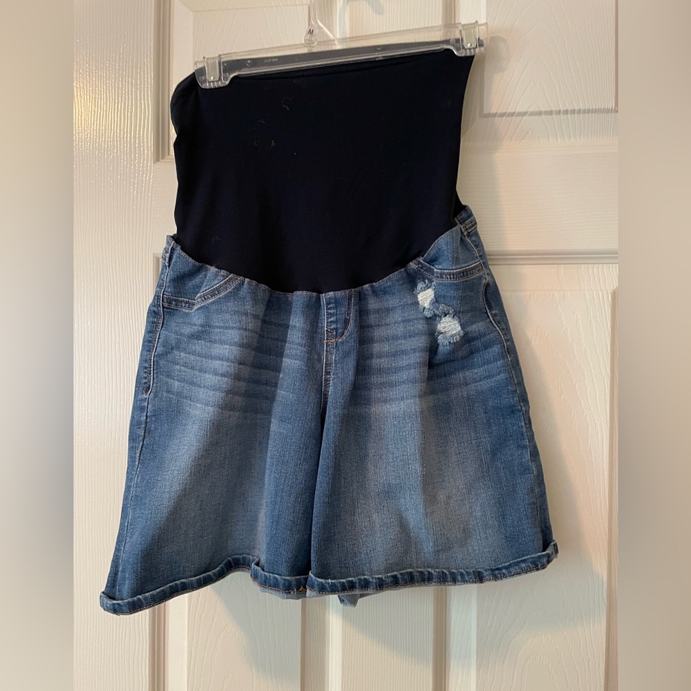 Stitch Fix 1822 Denim Maternity distressed denim shorts-sz 12/31